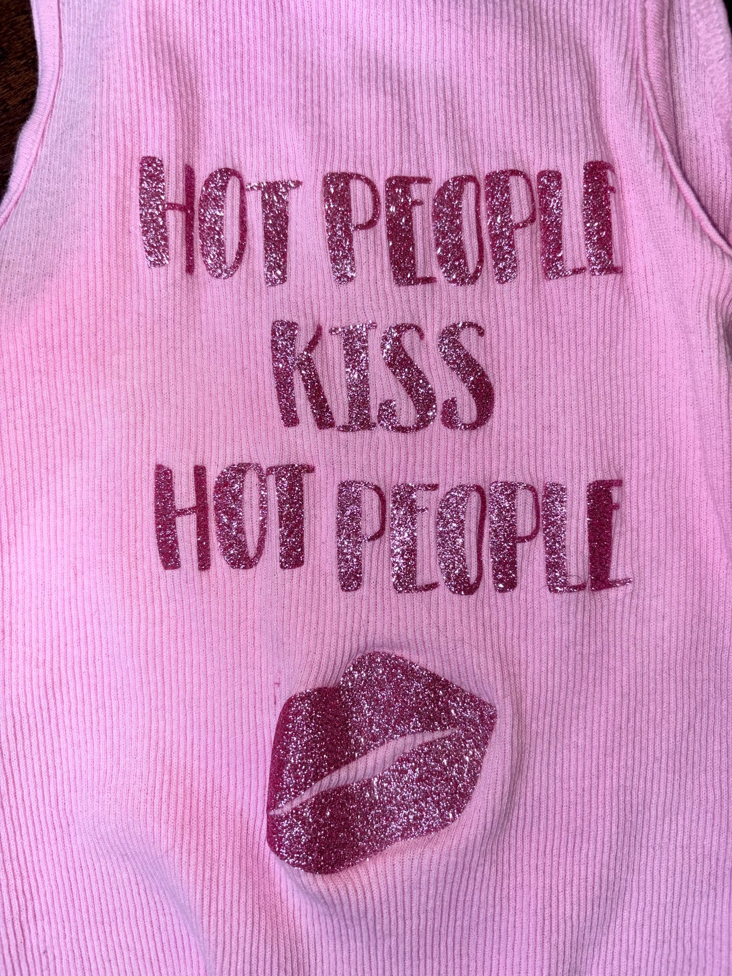 Hot People Kiss Hot People Tank 💋